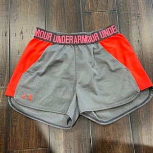 Under armour shorts, XS, in okay condition